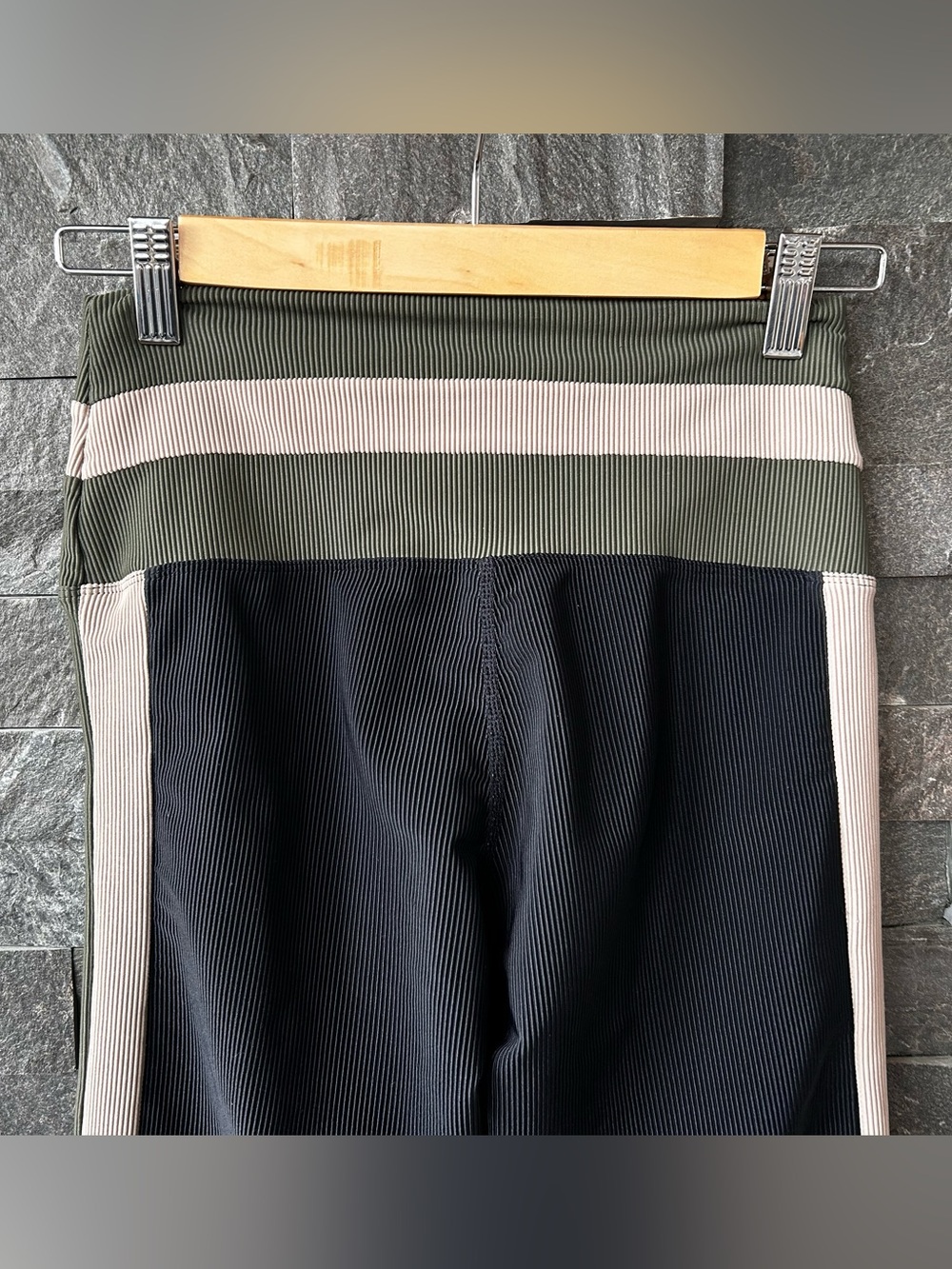 Beach Riot - Melinda Colorblock Ribbed Leggings - Picture 5 of 6
